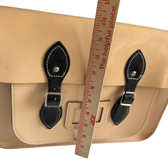 The Leather Satchel Co. Leather Laptop Messenger Shoulder Bag Womens Tan Black - Picture 6 of 10